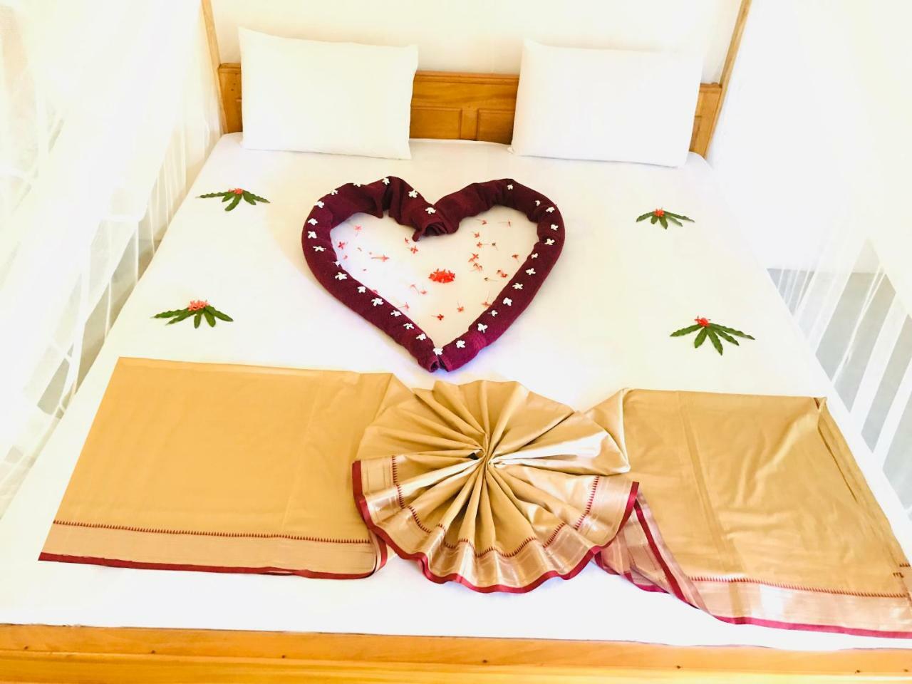 Badolina Kingdom Hotel Arugam Bay Bagian luar foto